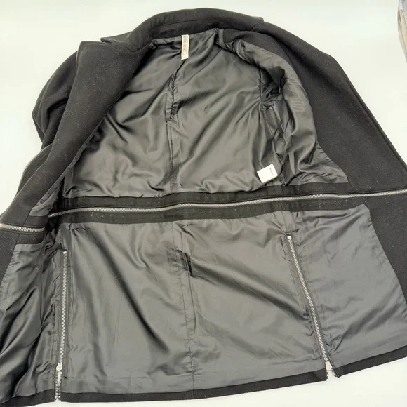 Mural Black Utility Jacket - Picture 10 of 10